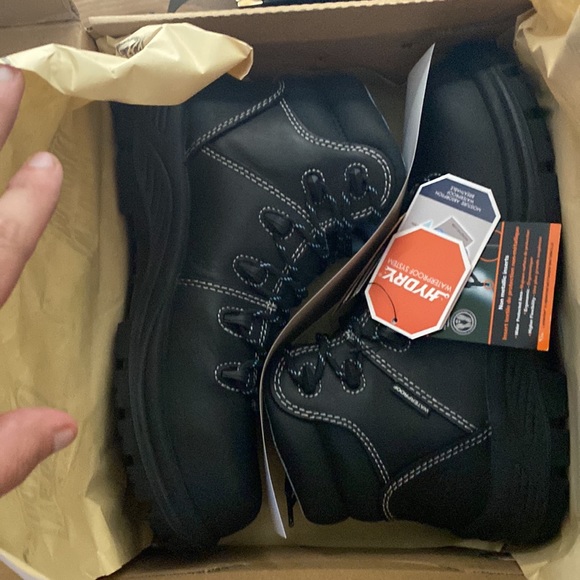 Avenger work A7127ct boots brand new still in box - Picture 3 of 3
